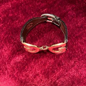 Beautiful Gucci vintage bracelet/ leather brown and gold “G’s”
